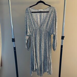 Ces Femme Gray Floral Midi Dress